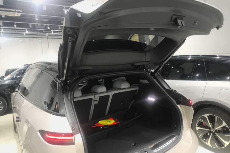 Used Nio ES6 2024 75 kWh