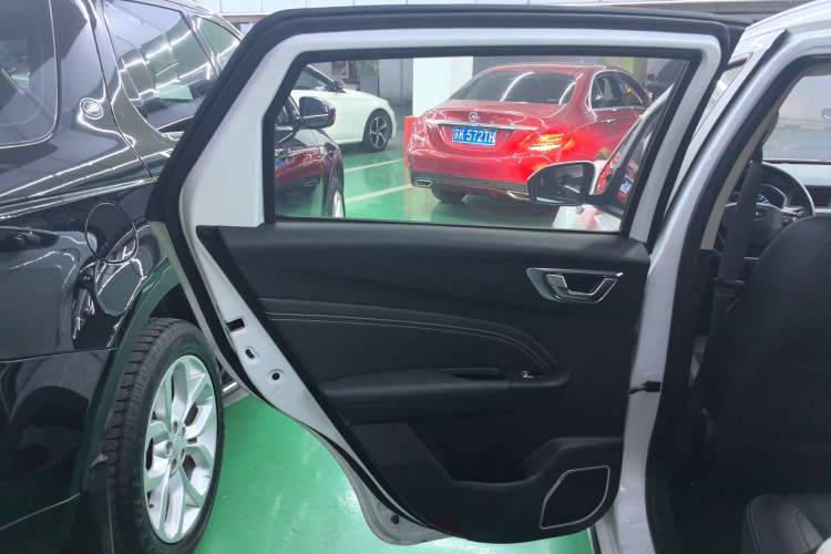 Used Geely Auto Vision X3 2019 Upgraded Model 1.5L CVT Prestige Version
