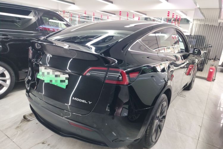 Used Tesla Model Y 2023 Rear-Wheel-Drive Version