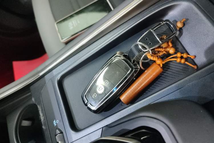 Used Ford Edge 2023 Edge L 2.0T EcoBoost E-Hybrid Four-Wheel Drive Seven-Seat Supreme Model