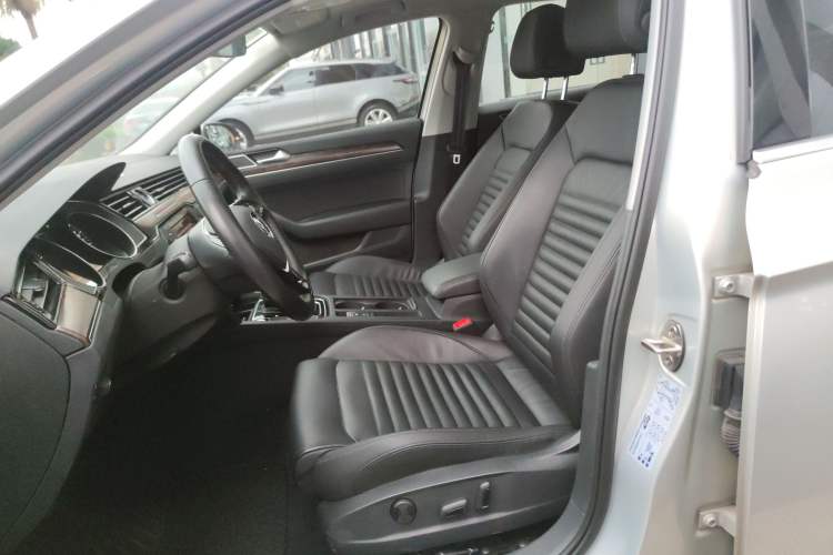 Used Volkswagen Magotan 2019 380TSI DSG Luxury Version China VI Standard
