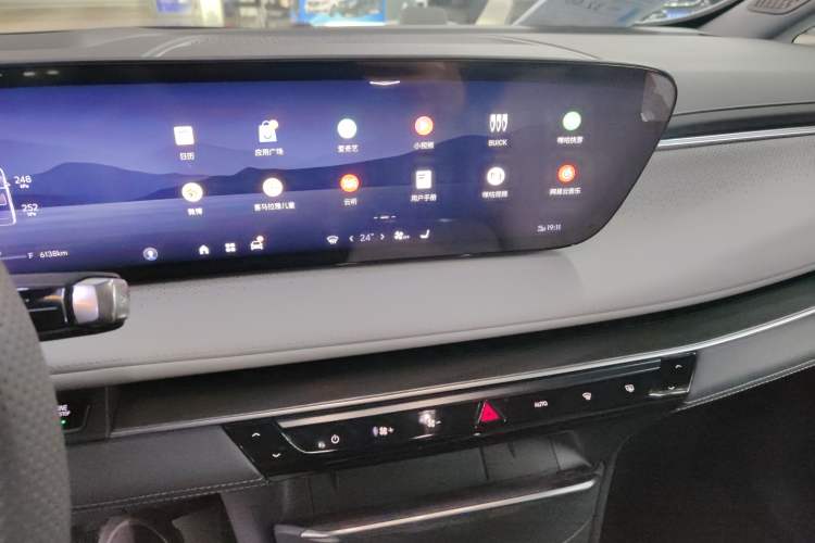 Used Buick GL8 2025 Lu Zun Deluxe Edition