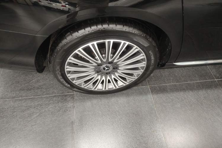 Used Mercedes-Benz E-Class 2022 Updated E 300 L Luxury Edition