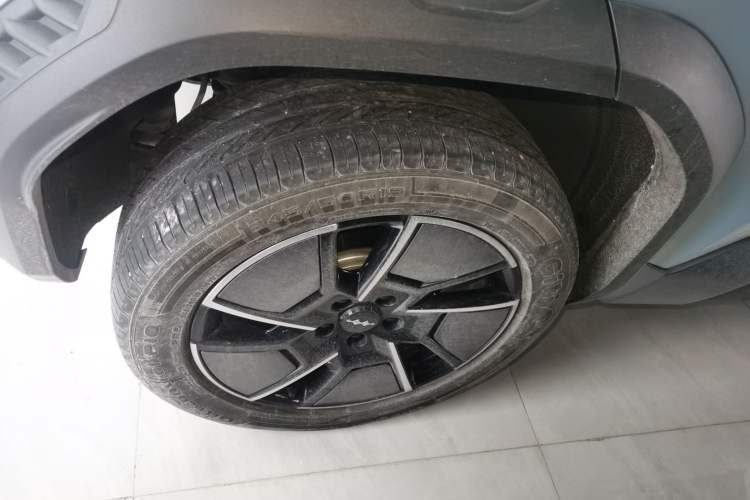 Used Formula Leopard Titanium 3 2025 501 km All-Wheel Drive Intelligent Driving Max Edition
