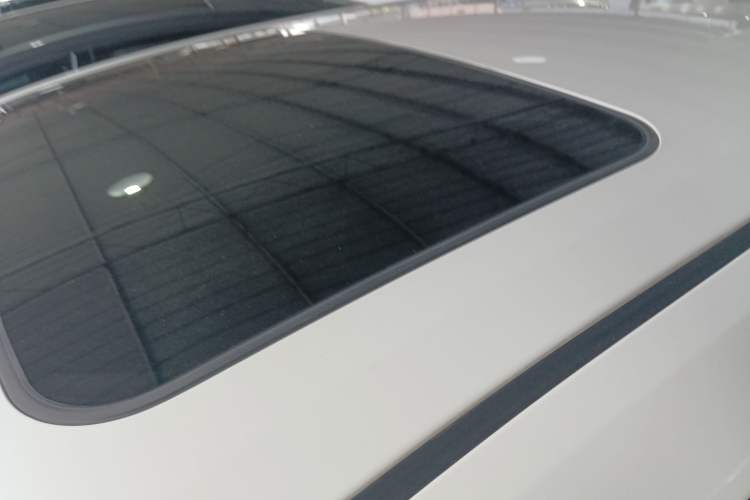 Used Toyota IZOA 2020 2.0L Yichi Version
