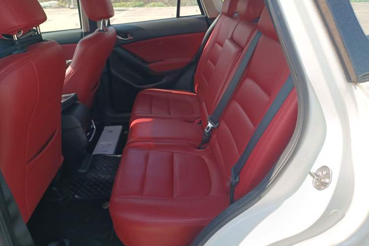 Used Mazda CX-5 2015 2.0L Automatic Two-Wheel Drive Urban Version
