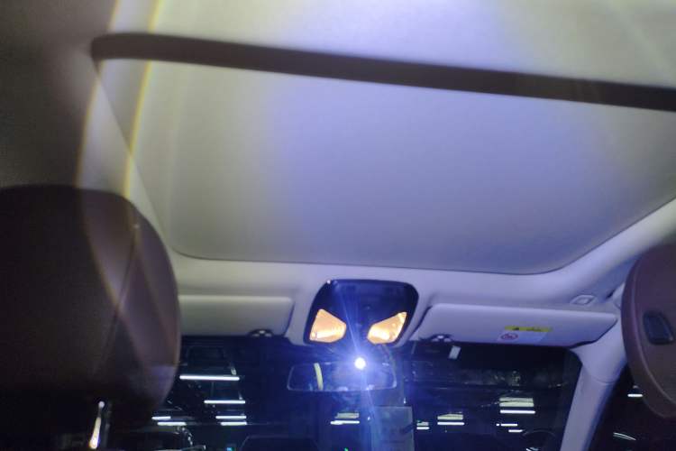 TDK.VehicleDetails.img