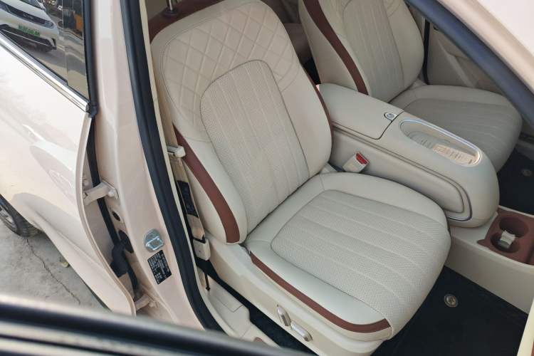 Used ORA Good Cat 2024 401 km Range Luxury Version 135 kW