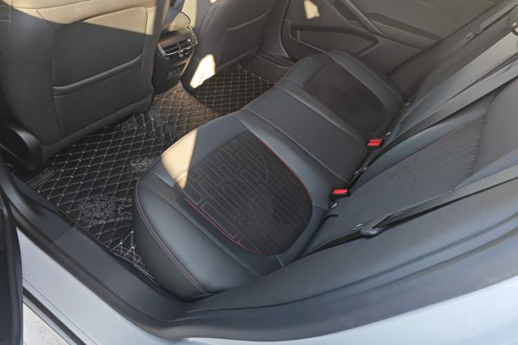 Used Ford Mondeo 2023 EcoBoost 180 Luxury Model
