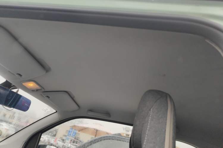 Used Wuling Hongguang MINIEV 2021 Macaron Premium Model – Lithium-NMC