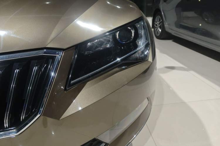 Used Skoda Superb 2016 TSI280 DSG Innovation Edition