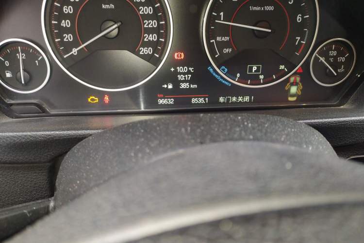 Used BMW 3 Series 2014 320i Sport Design Package
