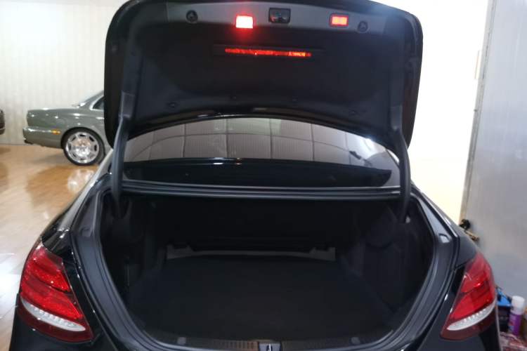 Used Mercedes-Benz E-Class 2017 E 300 L Sport Luxury Edition
