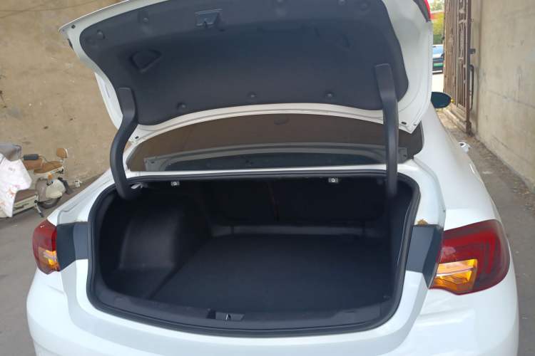 Used Buick Regal 2019 20T Elite Version China V Standard
