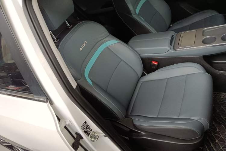 Used AION Y 2023 Younger Star Edition