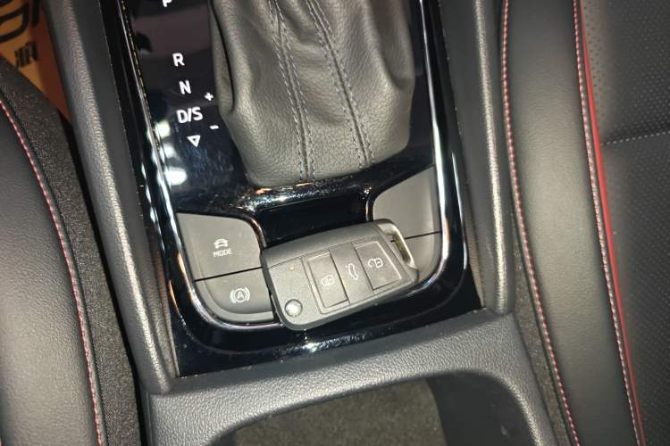 Used Skoda Karoq 2023 TSI280 Luxury Edition
