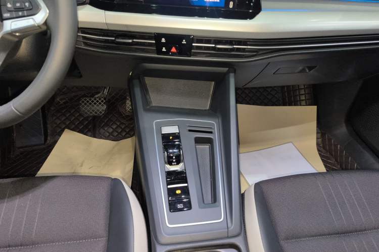 Used Volkswagen Golf 2023 Facelift 280TSI DSG Pro
