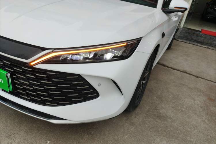 Used BYD Qin L 2025 DM-i Smart Drive 120KM Superior Model
