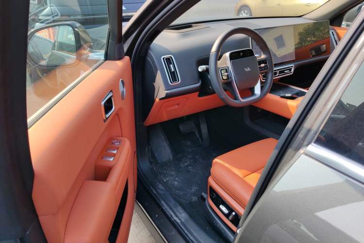 Used Li Auto L7 2025 Ultra Smart Refreshed Edition