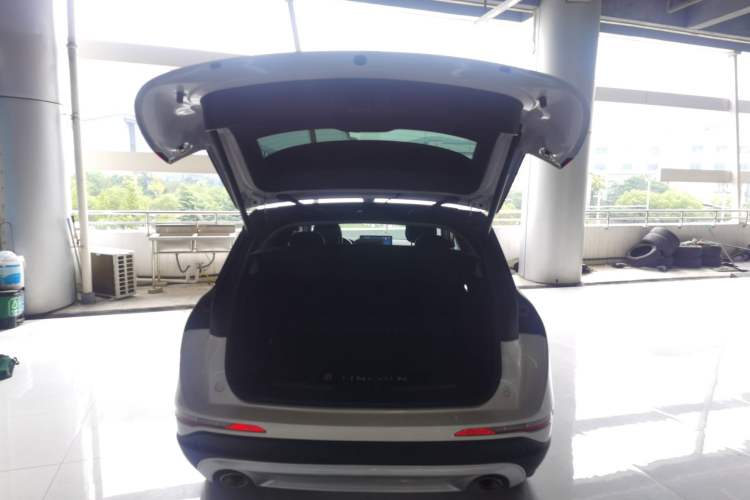 Used Lincoln Corsair 2020 2.0T Two-Wheel Drive Luxury Edition
