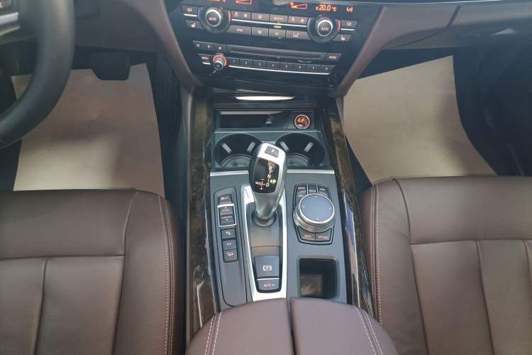 Used BMW X5 2017 xDrive28i
