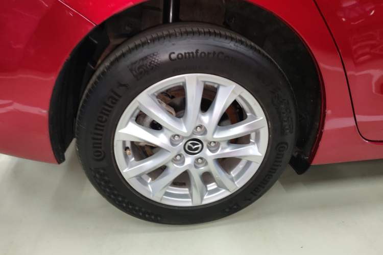 Used Mazda Mazda 3 Axela 2017 Sedan 1.5L Automatic Luxury Model China VI Standard
