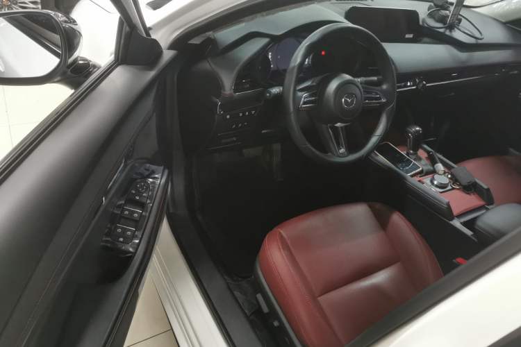 Used Mazda Mazda 3 Axela 2023 2.0L Automatic ZhiZhen Edition