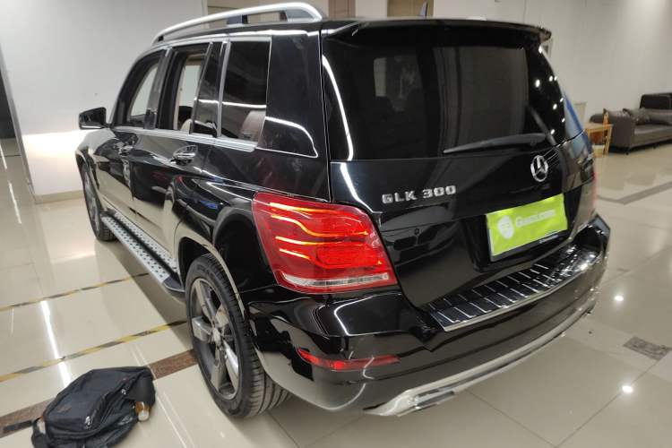 Used Mercedes-Benz GLK-Class 2013 Facelift GLK 300 4MATIC Fashion Edition
