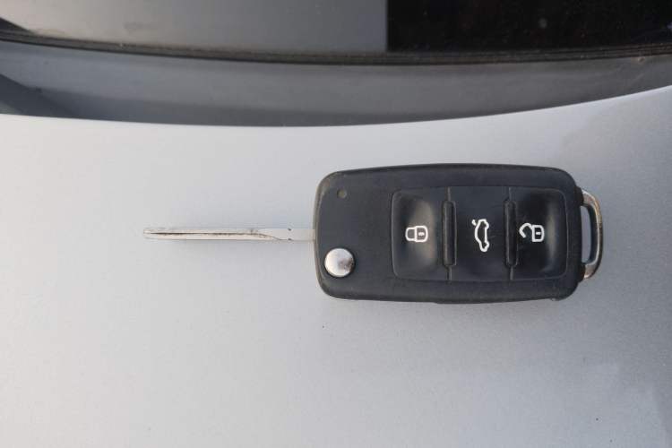 Used Volkswagen Sagitar 2016 230TSI 25th Anniversary Edition
