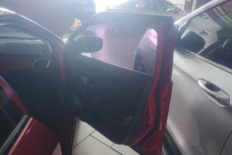 Used Nissan Lannia 2016 1.6L CVT Smart Cool Edition
