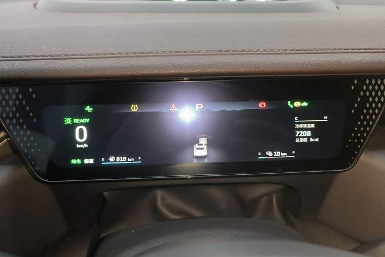 Used Wey Mocha New Energy 2024 Hi4 Four-Wheel Drive Long-Range Version
