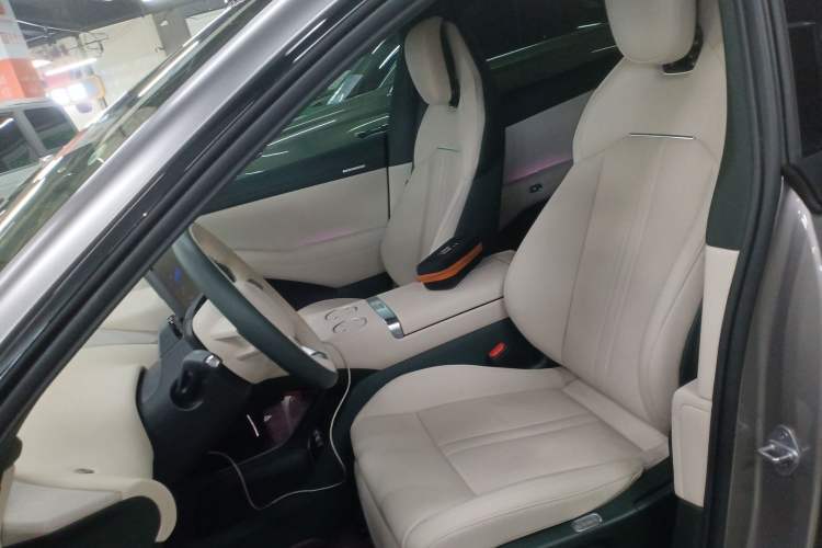 Used  YU7 2025 Ultra-Long Range Rear-Wheel Drive Version
