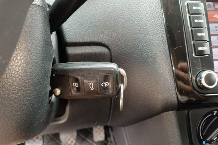 Used Volkswagen Polo 2016 1.4L Manual Fashion Model
