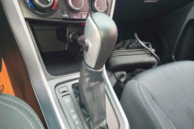 Used Suzuki Vitara S-Cross 2017 1.6L CVT Two-Wheel Drive Urban Fashion Model