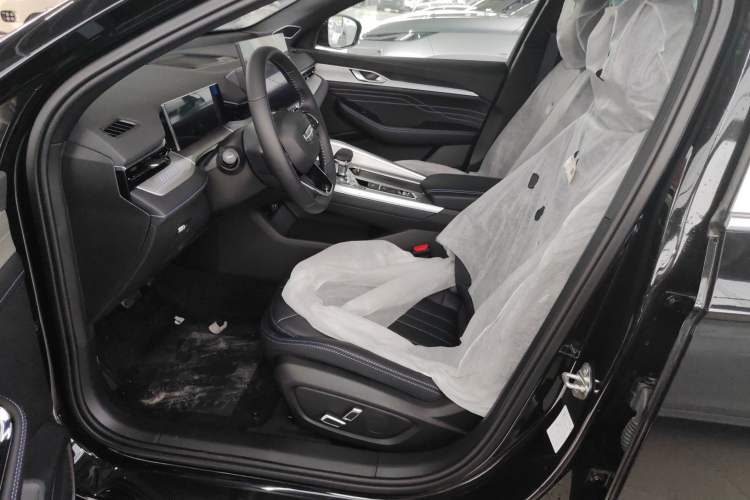 Used Geely Auto Preface 2025 Dongfang Yao 1.5TD Fuyao Edition
