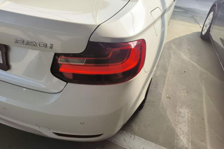 Used BMW 2 Series 2017 220i Leading Model
