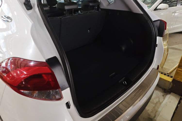 Used Hyundai Tucson 2018 1.6T Dual-Clutch Two-Wheel Drive 15th Anniversary Special Edition