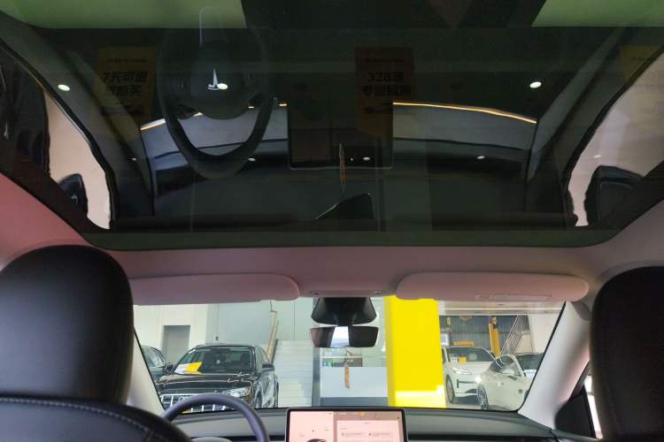 Used Tesla Model Y 2024 Rear-Wheel-Drive Version
