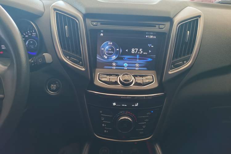 Used Changan CS75 2016 2.0L Manual Luxury Version China V Standard
