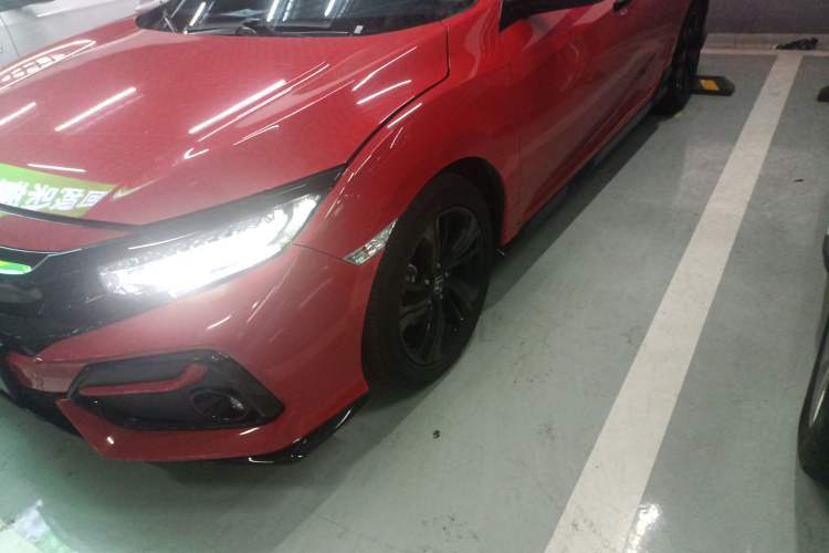 Used Honda Civic 2021 HATCHBACK 220TURBO CVT Trendy Cool Edition
