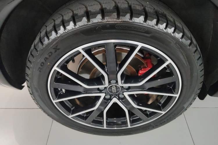 Used Audi Q5L 2024 45 TFSI Luxury Dynamic Model
