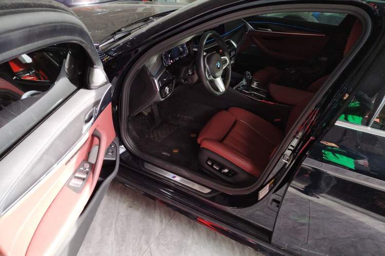 Used BMW 5 Series New Energy 2021 535Le Pioneer Edition M Sport Package
