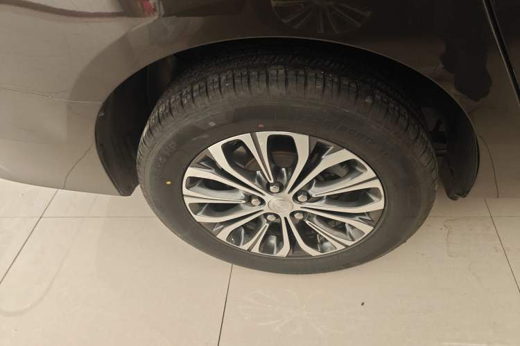 Used Buick GL8 2022 Land Business Class 652T Luxury Model
