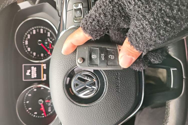 Used Volkswagen Tiguan L 2018 330TSI Automatic Two-Wheel Drive Comfort Edition