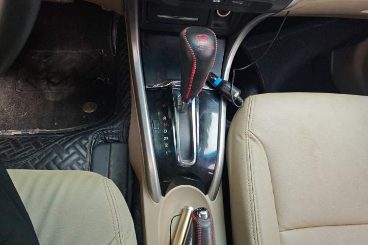 Used Honda Crider 2015 1.8L automatic comfort version
