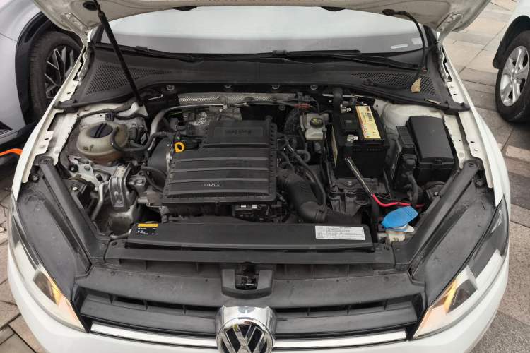 Used Volkswagen Golf 2016 1.6L Automatic Comfort Model
