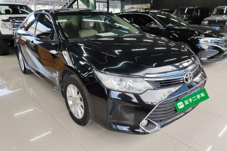 Used Toyota Camry 2016 2.0G 10th Anniversary Leading Edition

