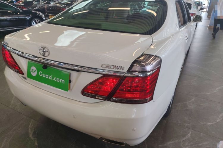 Used Toyota Crown 2012 2.5L Royal Navigation Edition
