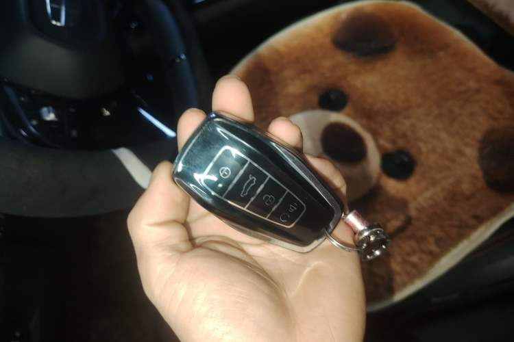 Used Geely Auto Emgrand X7 Sport 2024 1.5TD Smart Connect+