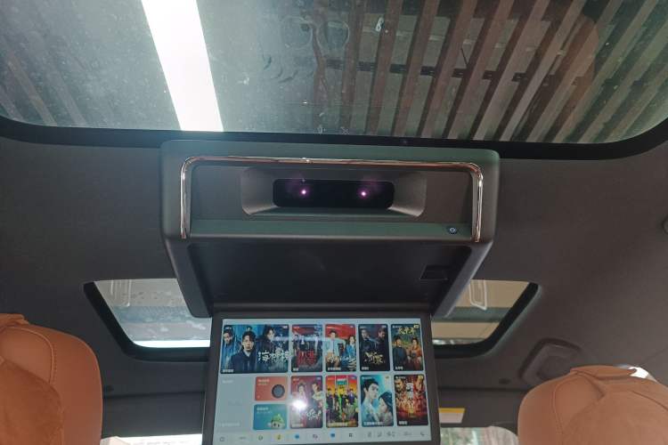 Used Li Auto L8 2023 Pro Model
